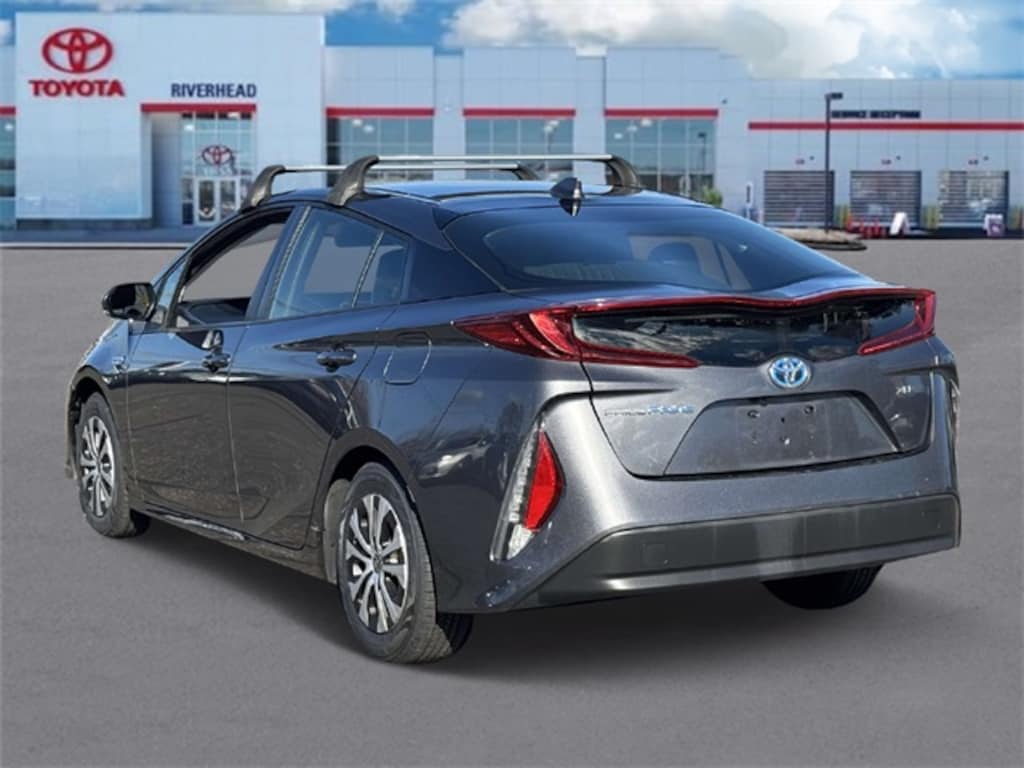 Used 2022 Toyota Prius Prime XLE Hatchback