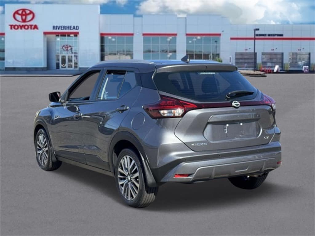 Used 2023 Nissan Kicks SV SUV