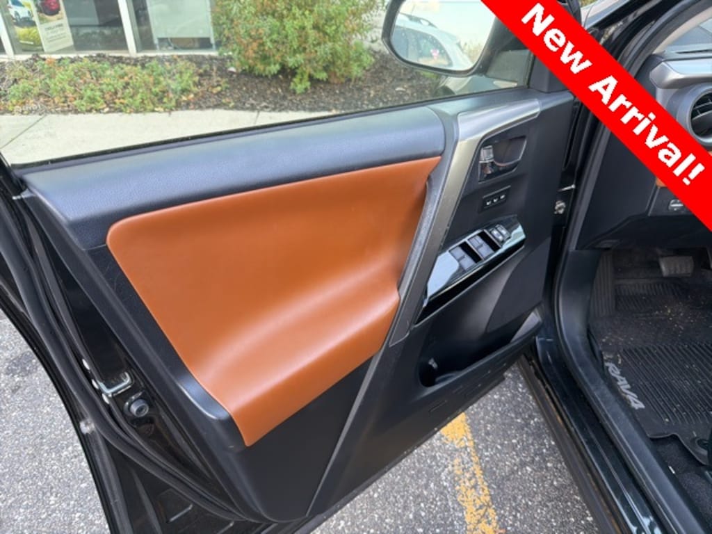 Used 2017 Toyota RAV4 Hybrid Limited SUV