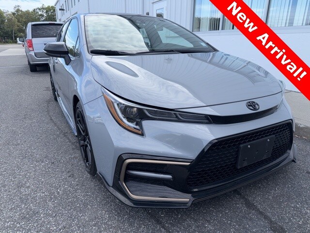 2022 Toyota Corolla XSE photo 2