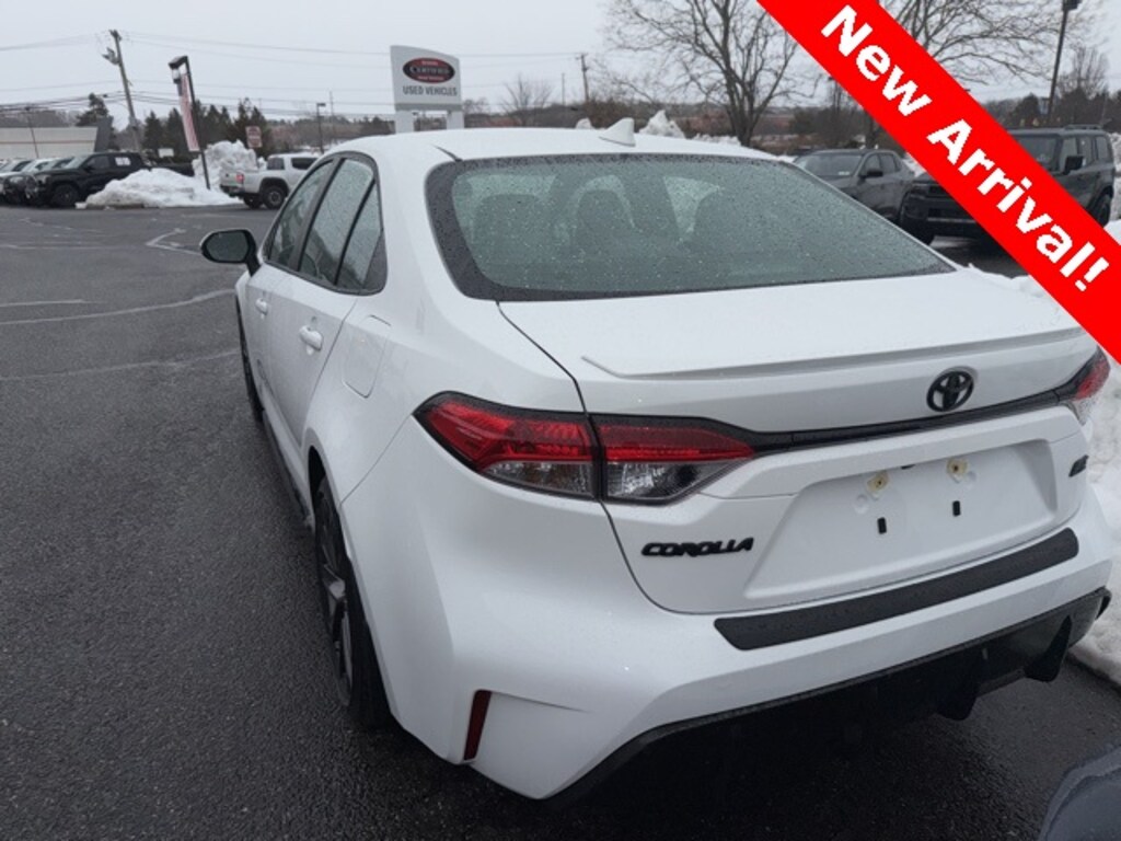 Used 2023 Toyota Corolla SE Sedan