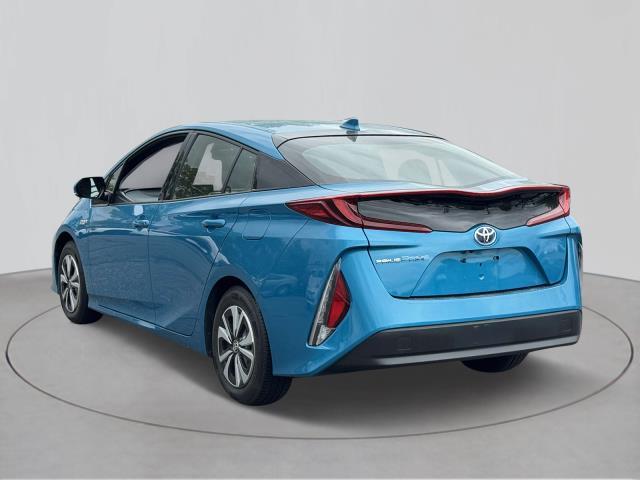 2018 Toyota Prius Prime Plus photo 4