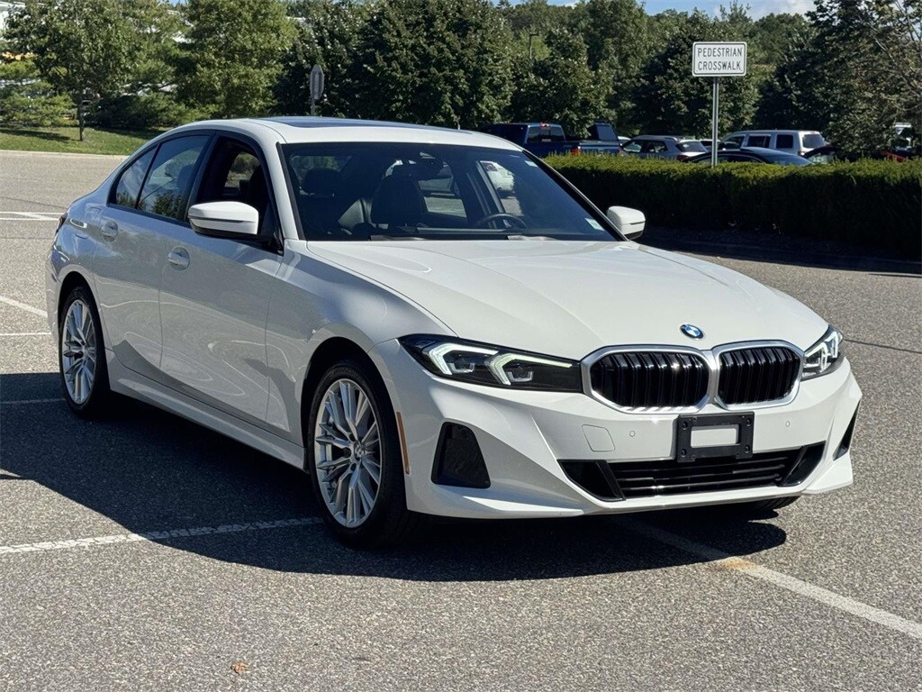 2023 Bmw 330i xDrive photo 2