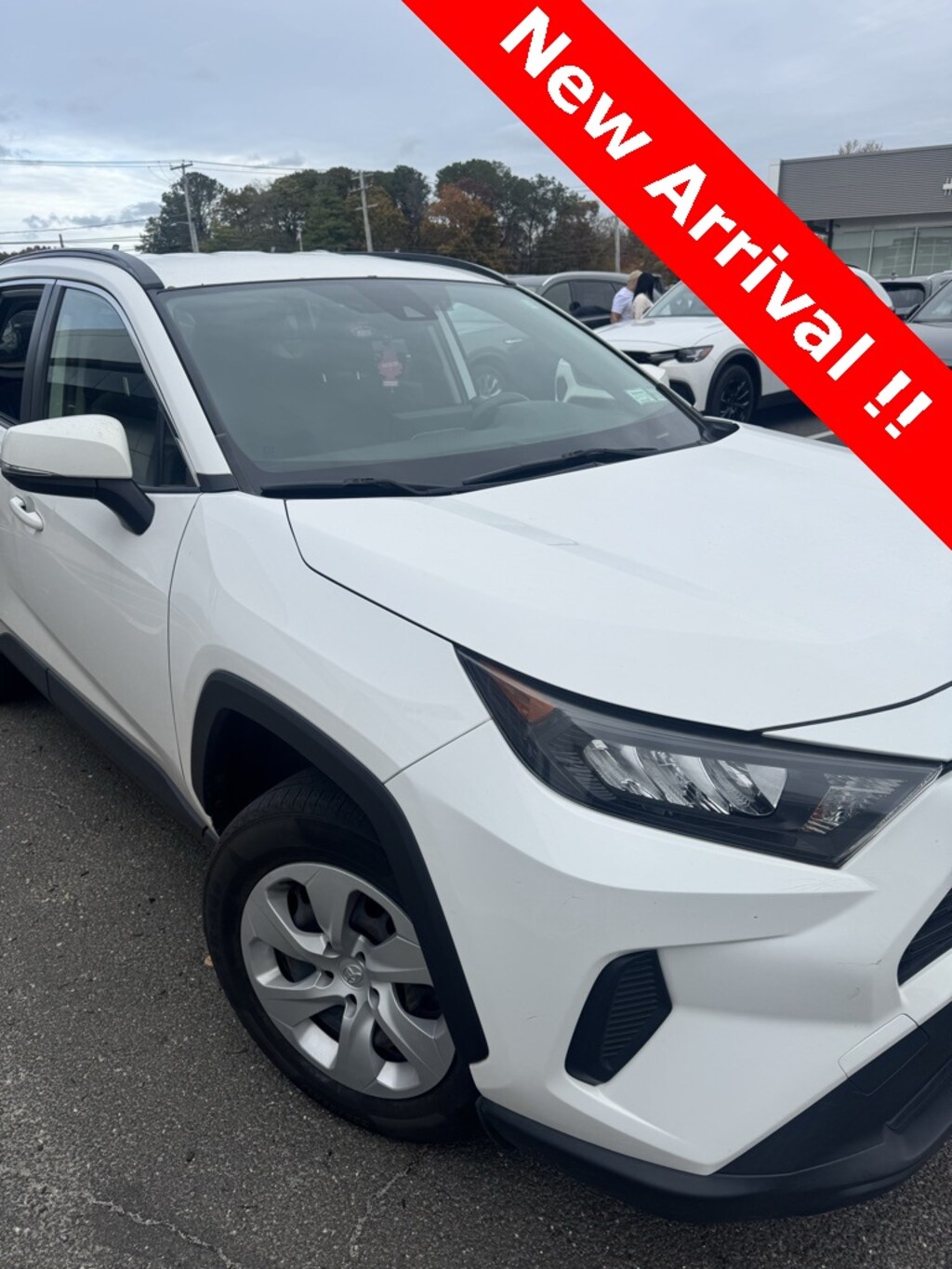 Used 2019 Toyota RAV4 LE SUV