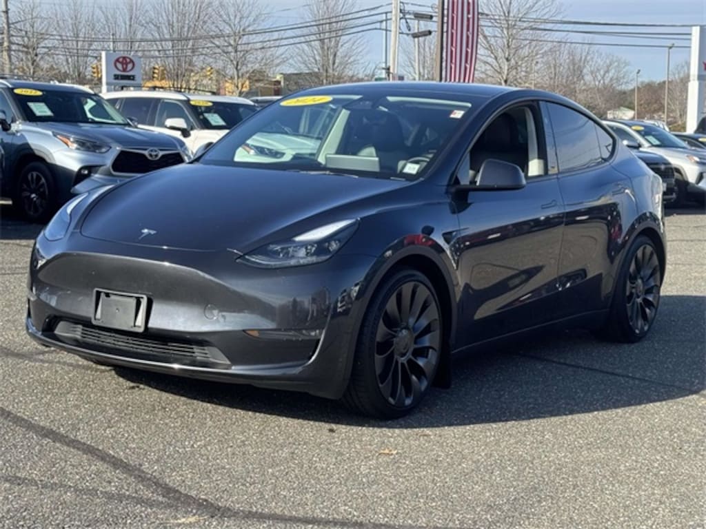 Used 2024 Tesla Model Y Performance SUV