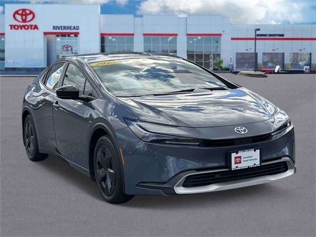 Used 2023 Toyota Prius Prime SE Hatchback