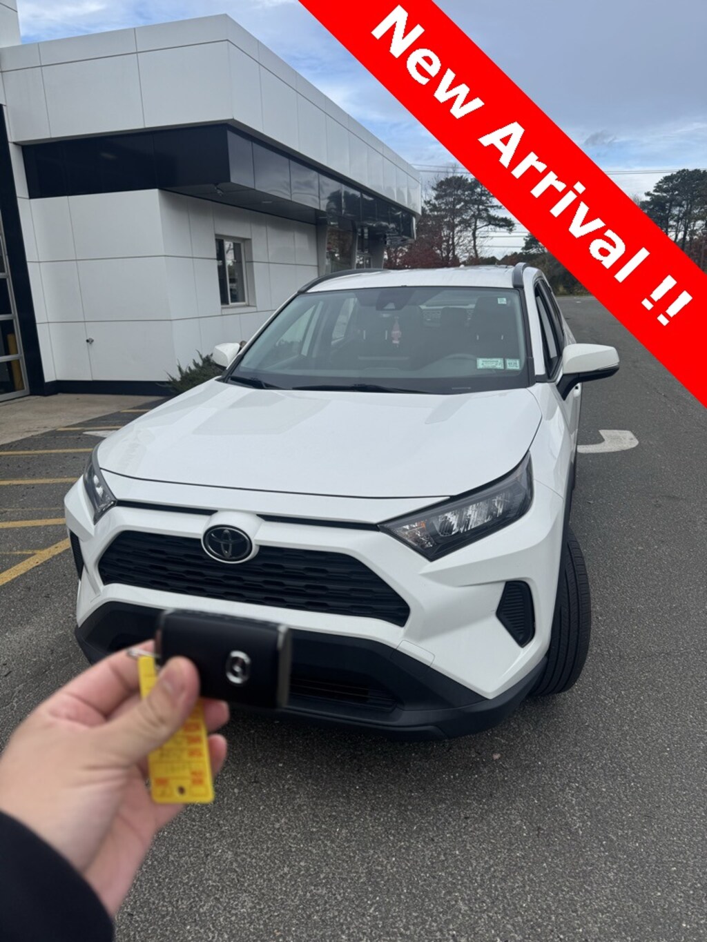 Used 2019 Toyota RAV4 LE SUV