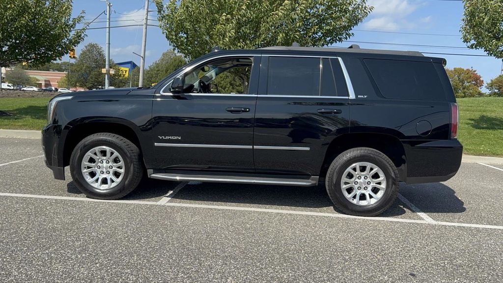2015 Gmc Yukon SLT photo 3