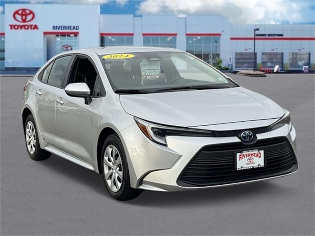 Used 2024 Toyota Corolla Hybrid LE Sedan