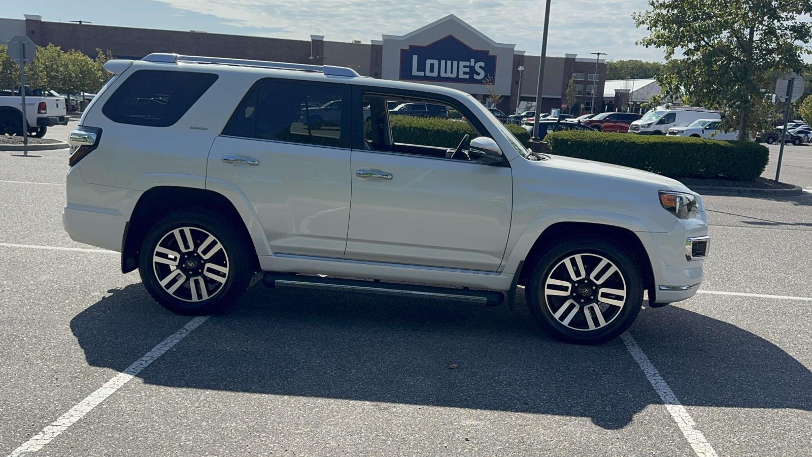 2023 Toyota 4Runner Limited photo 3