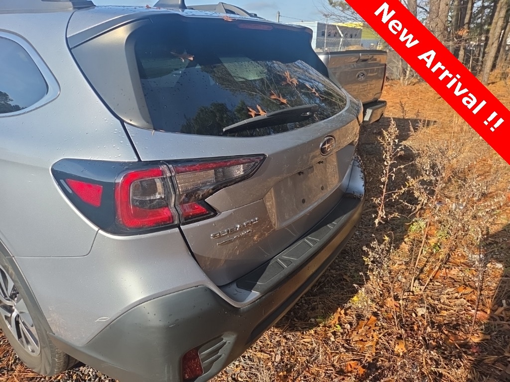 Used 2022 Subaru Outback Premium SUV