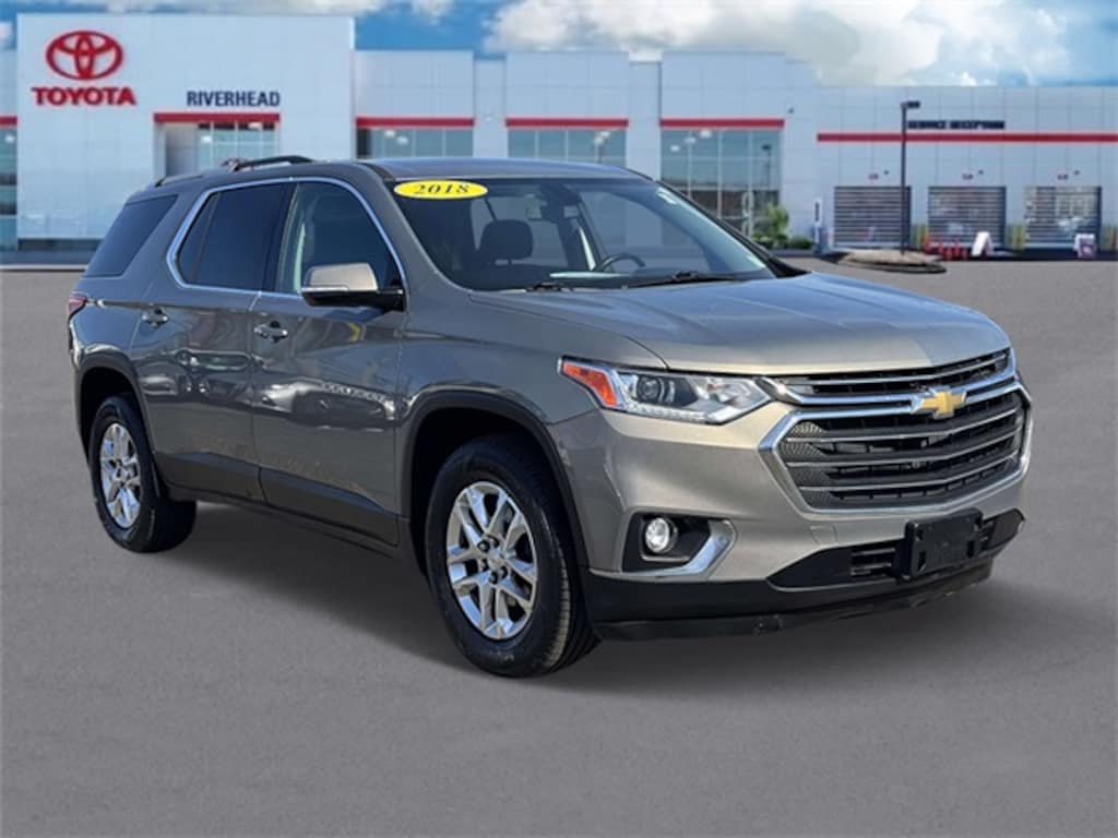 Used 2018 Chevrolet Traverse LT SUV