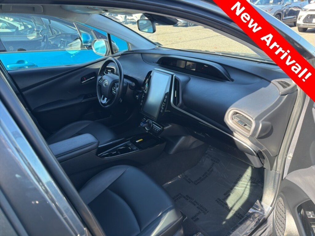 Used 2022 Toyota Prius Prime XLE Hatchback