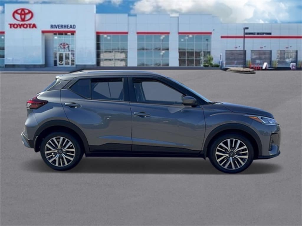 Used 2023 Nissan Kicks SV SUV