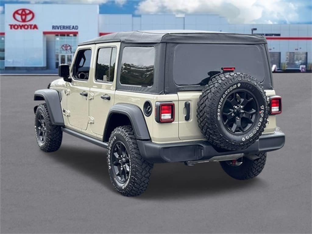 Used 2022 Jeep Wrangler Unlimited Willys SUV