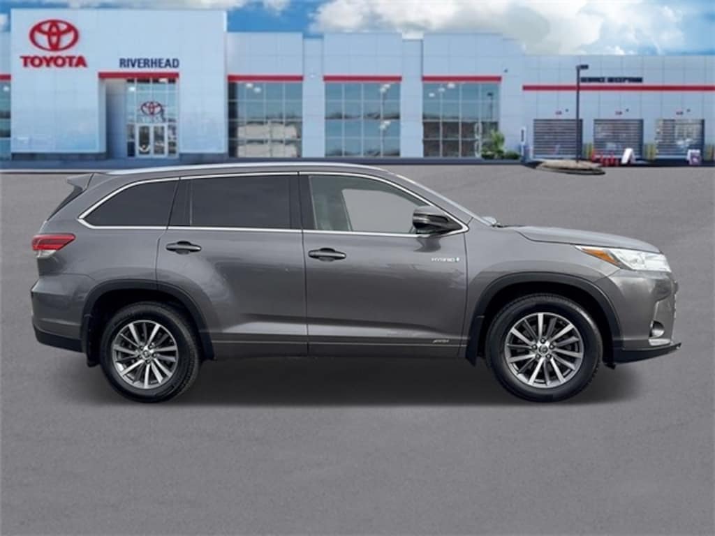 Used 2018 Toyota Highlander Hybrid XLE SUV