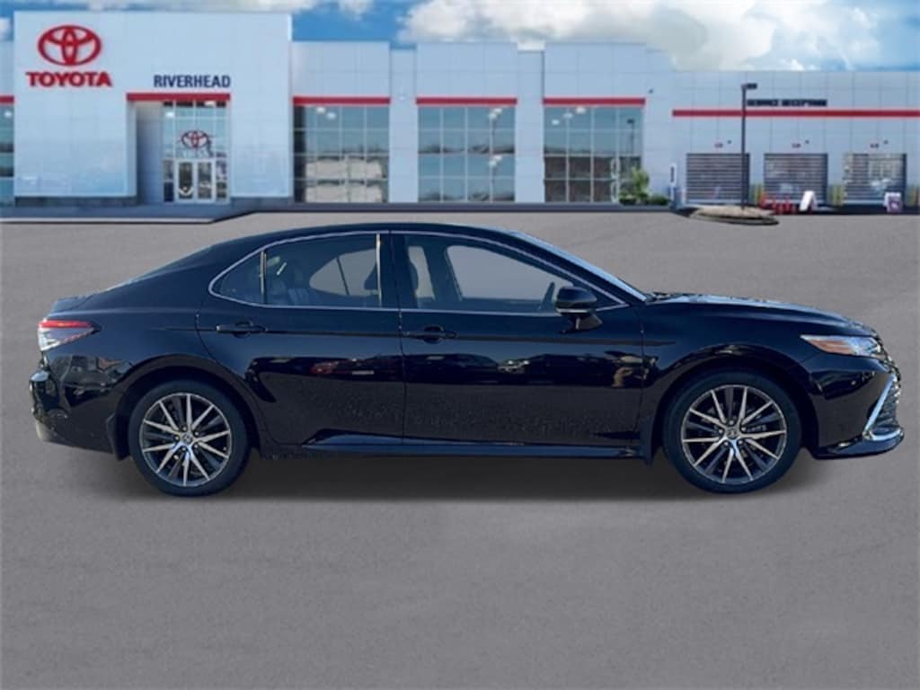 Used 2023 Toyota Camry Hybrid XLE Sedan