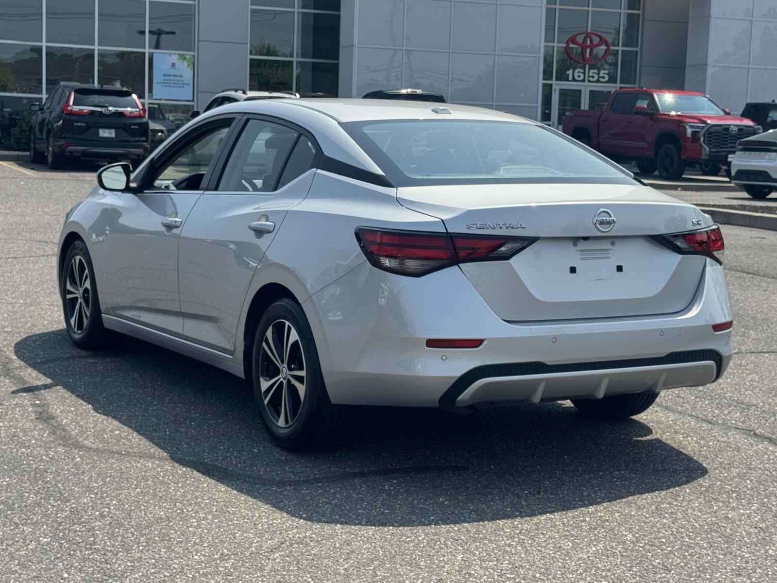 2023 Nissan Sentra SV photo 4