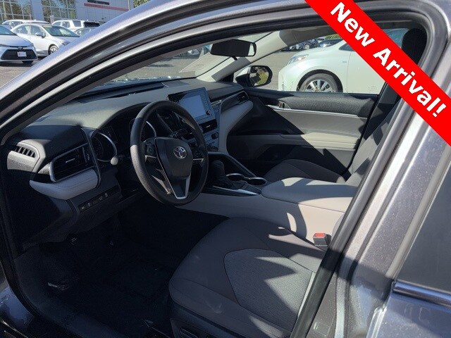 2023 Toyota Camry LE photo 4