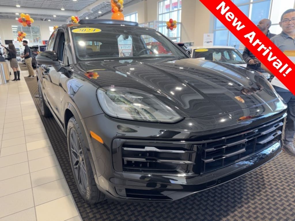 Used 2024 Porsche Cayenne S SUV
