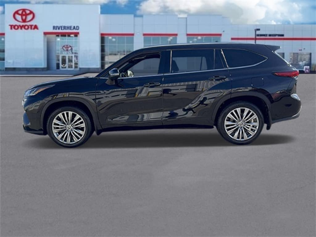 Used 2022 Toyota Highlander Platinum SUV