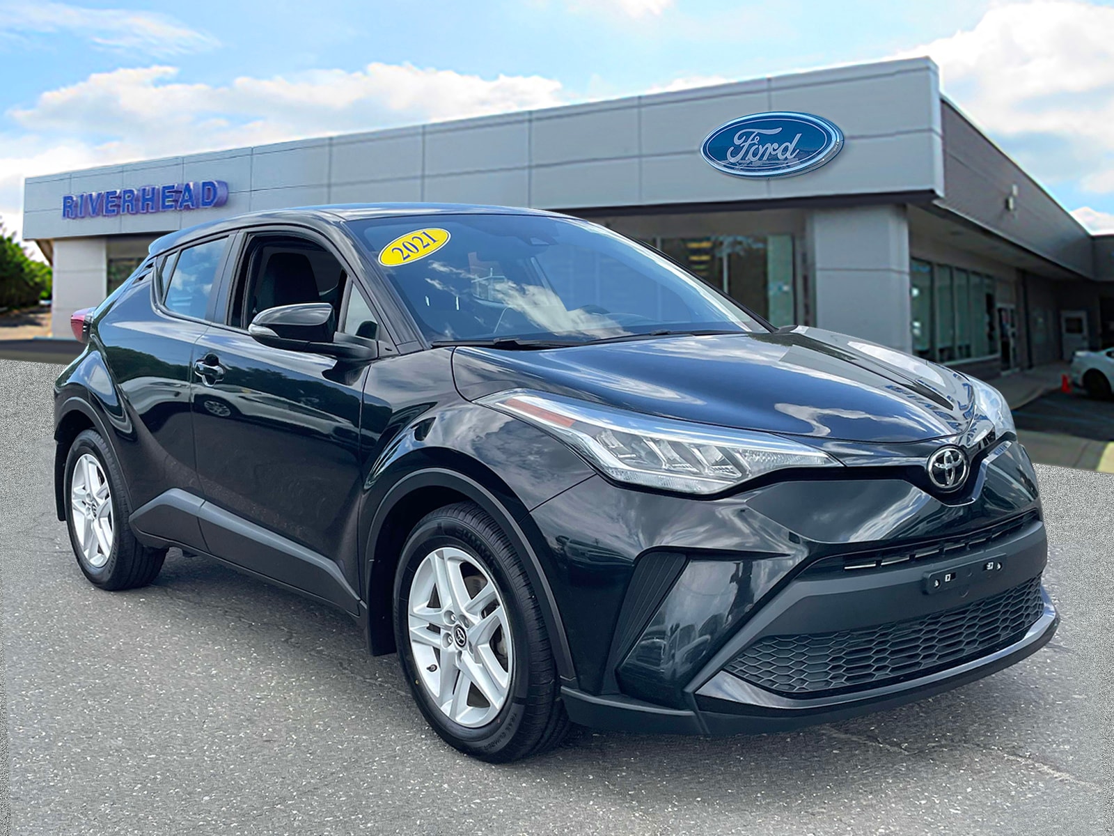 Used 2021 Toyota C-HR LE with VIN NMTKHMBX4MR127564 for sale in Riverhead, NY