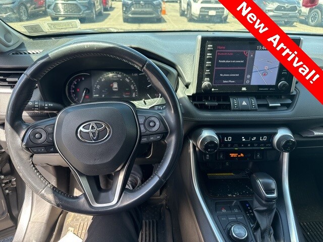 2019 Toyota RAV4 Limited photo 2