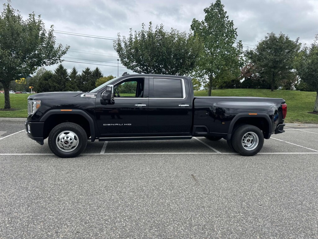 Used 2021 GMC Sierra 3500HD 4WD Crew Cab 172 Denali Crew Cab Pickup