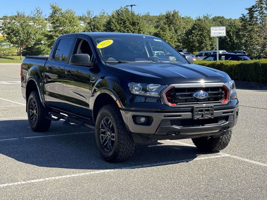 2023 Ford Ranger XLT photo 2