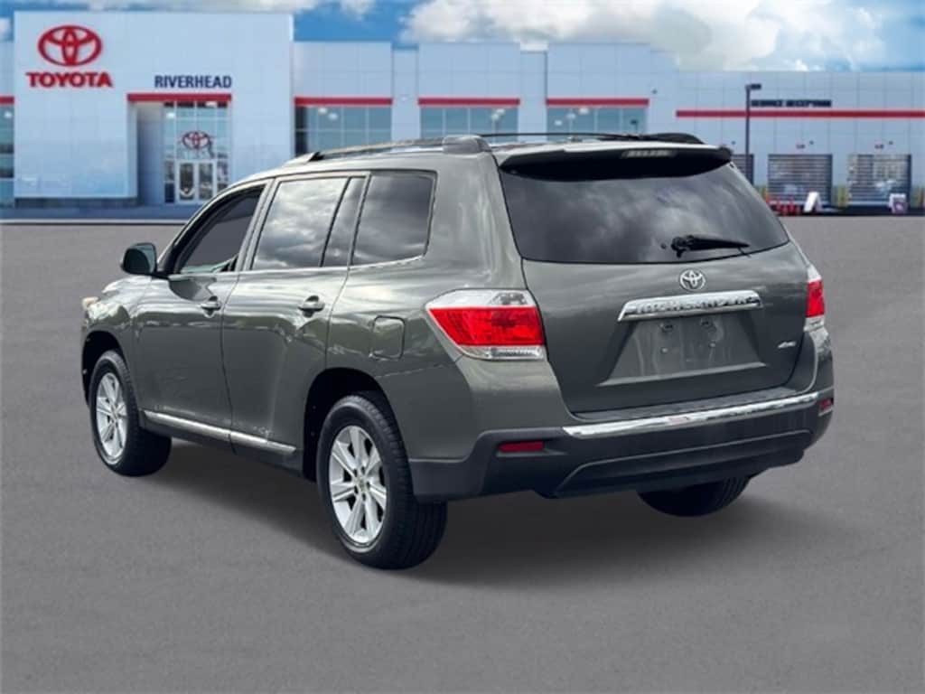 Used 2011 Toyota Highlander Base SUV