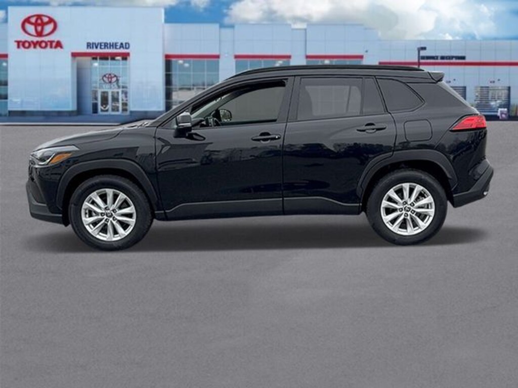 Used 2023 Toyota Corolla Cross LE SUV