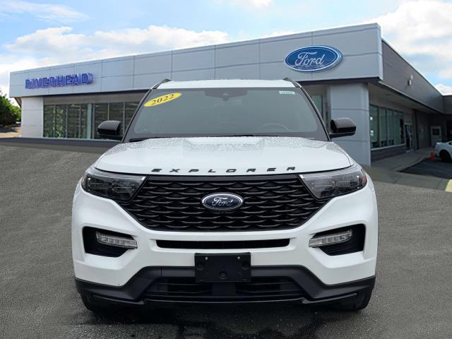 2022 Ford Explorer ST-Line photo 2