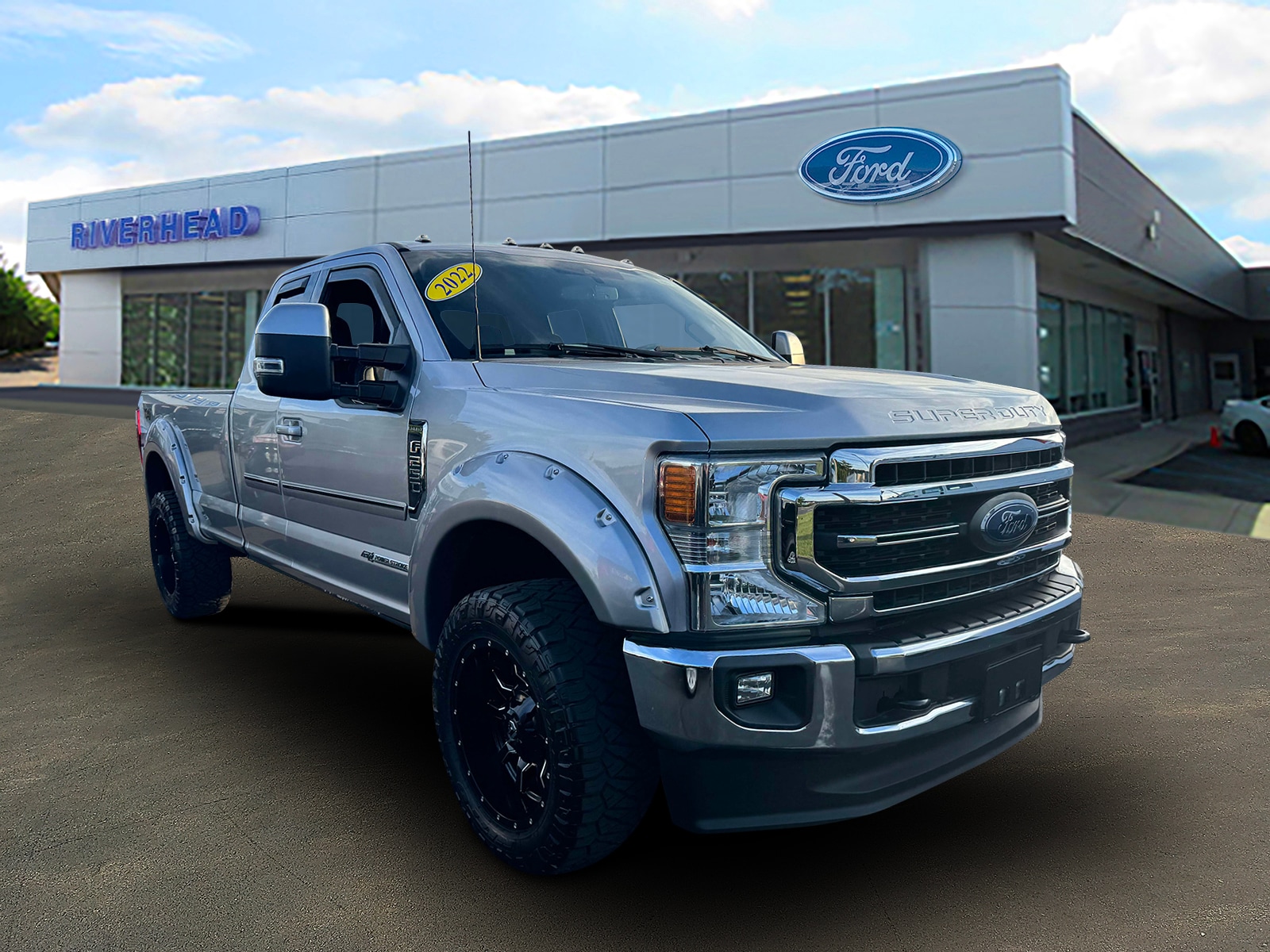 Used 2022 Ford F-250 Super Duty Lariat with VIN 1FT7X2BT4NEC04761 for sale in Riverhead, NY