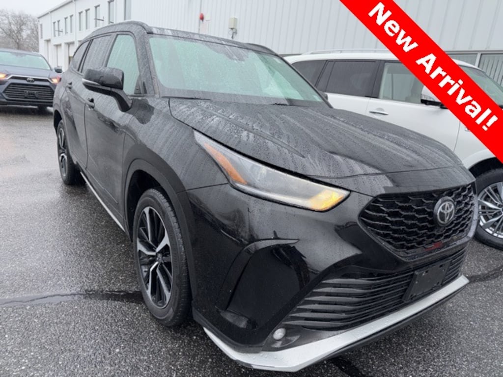 Used 2021 Toyota Highlander XSE SUV
