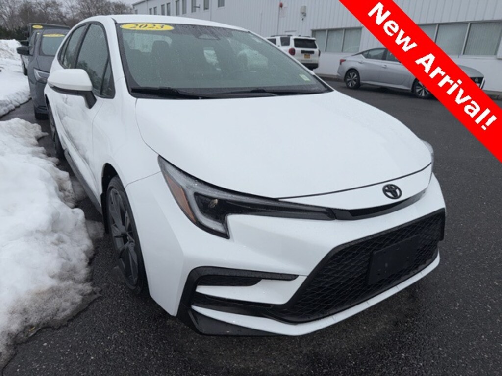 Used 2023 Toyota Corolla SE Sedan