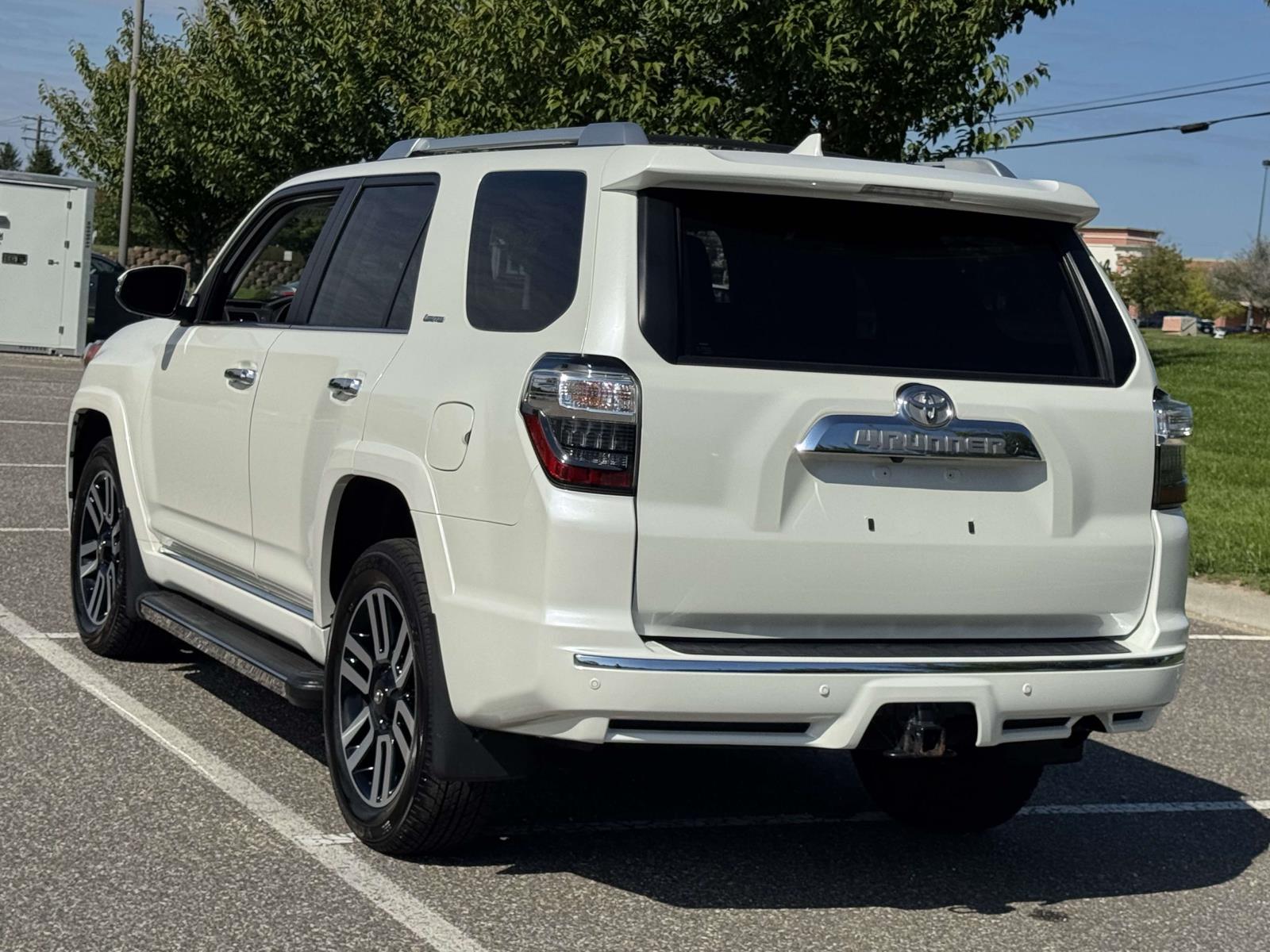2023 Toyota 4Runner Limited photo 4