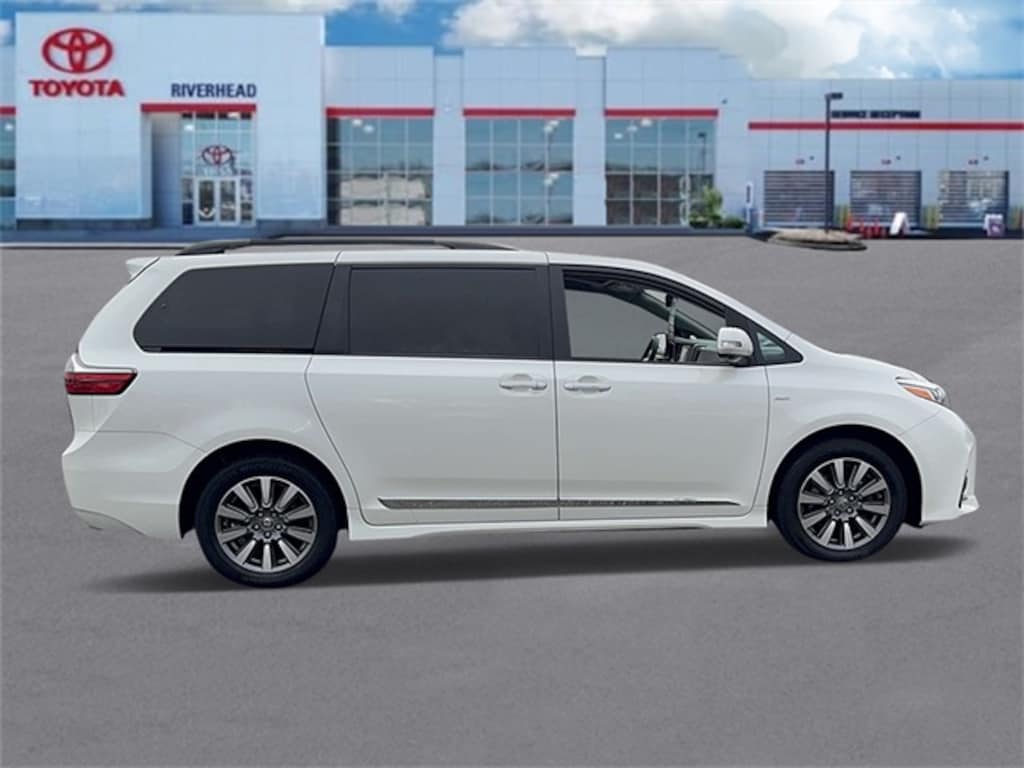 Used 2020 Toyota Sienna Limited Premium Minivan/Van