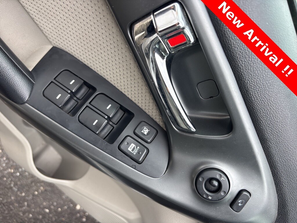 2013 Kia Forte EX photo 4