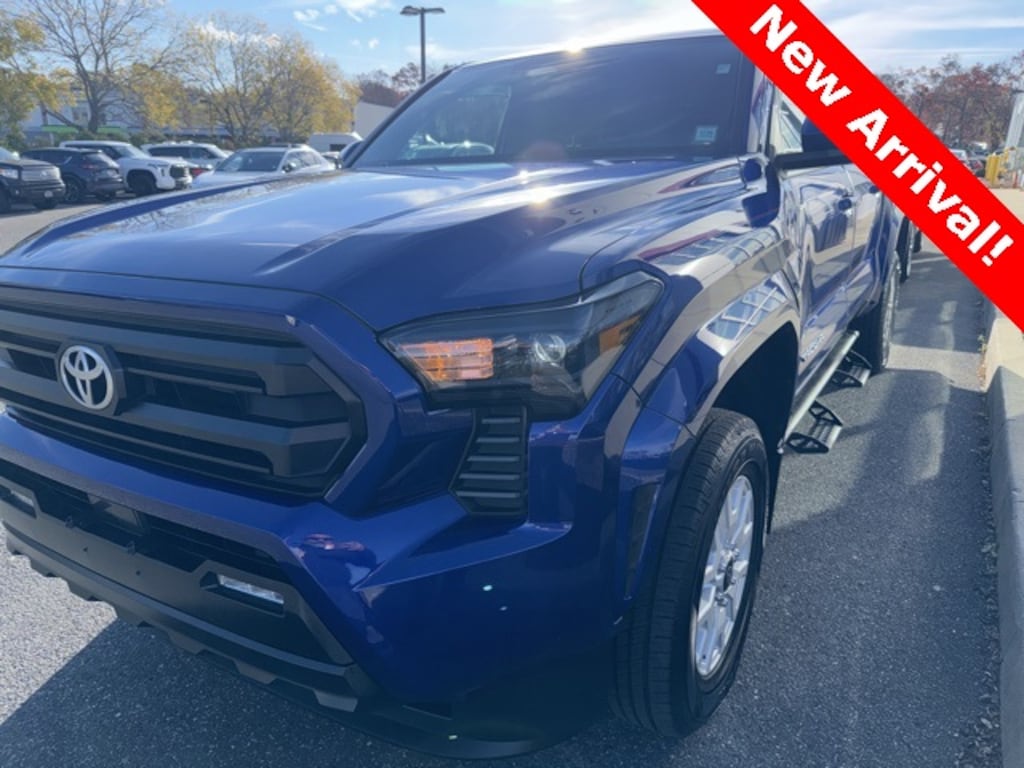 Used 2024 Toyota Tacoma SR5 Truck