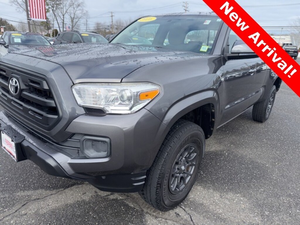 Used 2016 Toyota Tacoma SR5 Truck