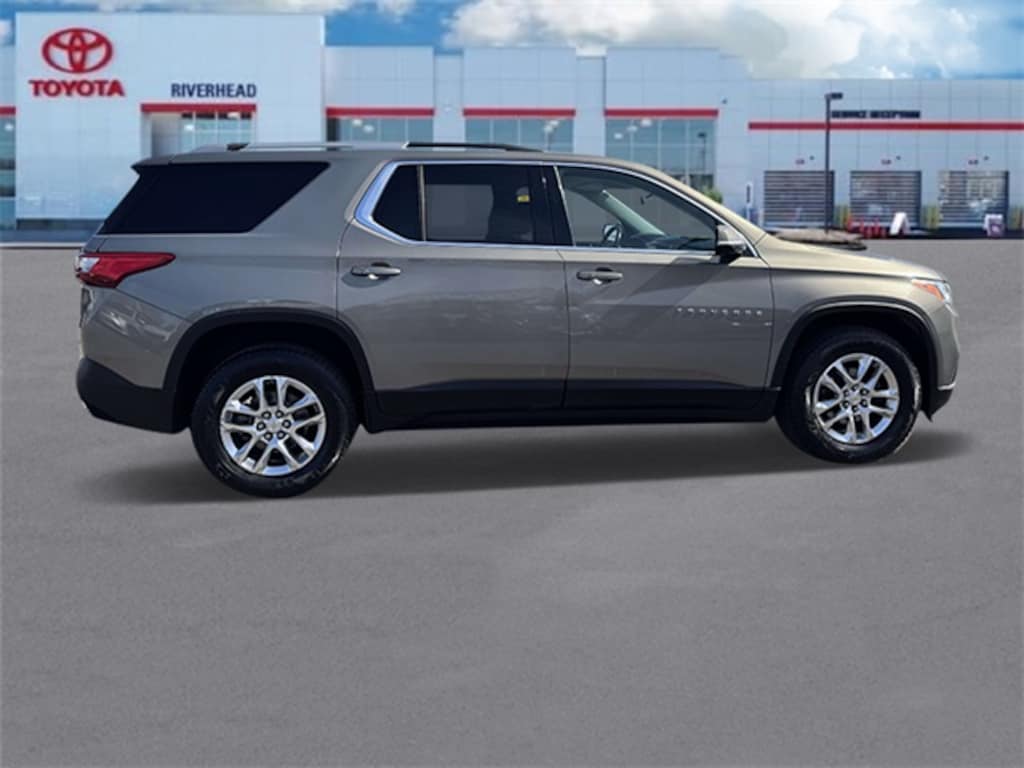 Used 2018 Chevrolet Traverse LT SUV