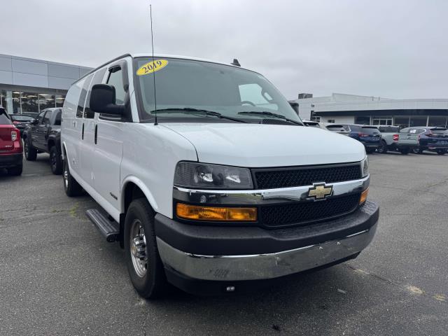 Used 2019 Chevrolet Express Cargo Work Van with VIN 1GCWGBFG4K1371469 for sale in Riverhead, NY