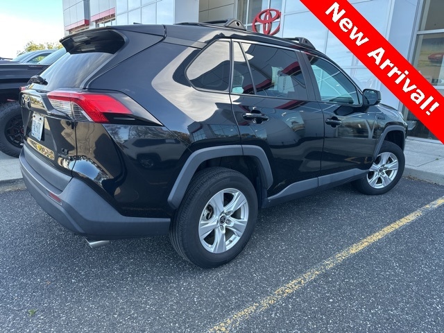 Used 2021 Toyota RAV4 LE with VIN 4T3LWRFV0MU040003 for sale in Northfield, Minnesota