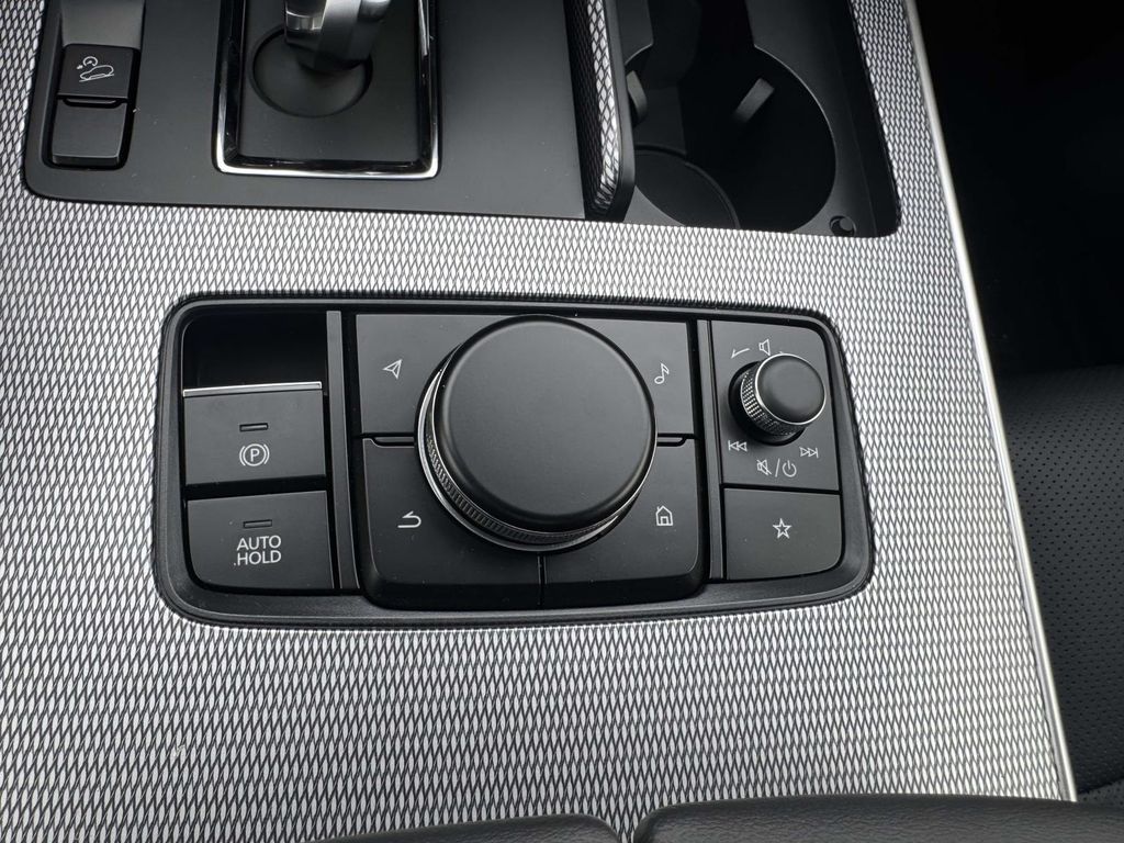 2026 Mazda CX-90 Premium Package - Photo 35