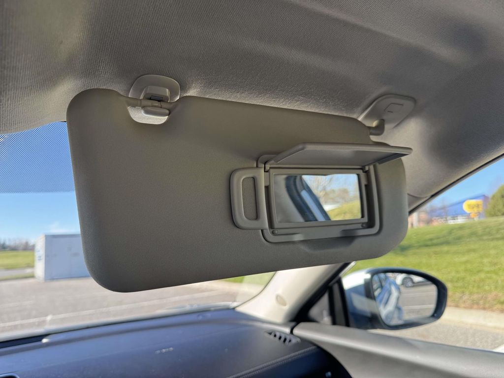 2023 Nissan Sentra SV - Photo 35