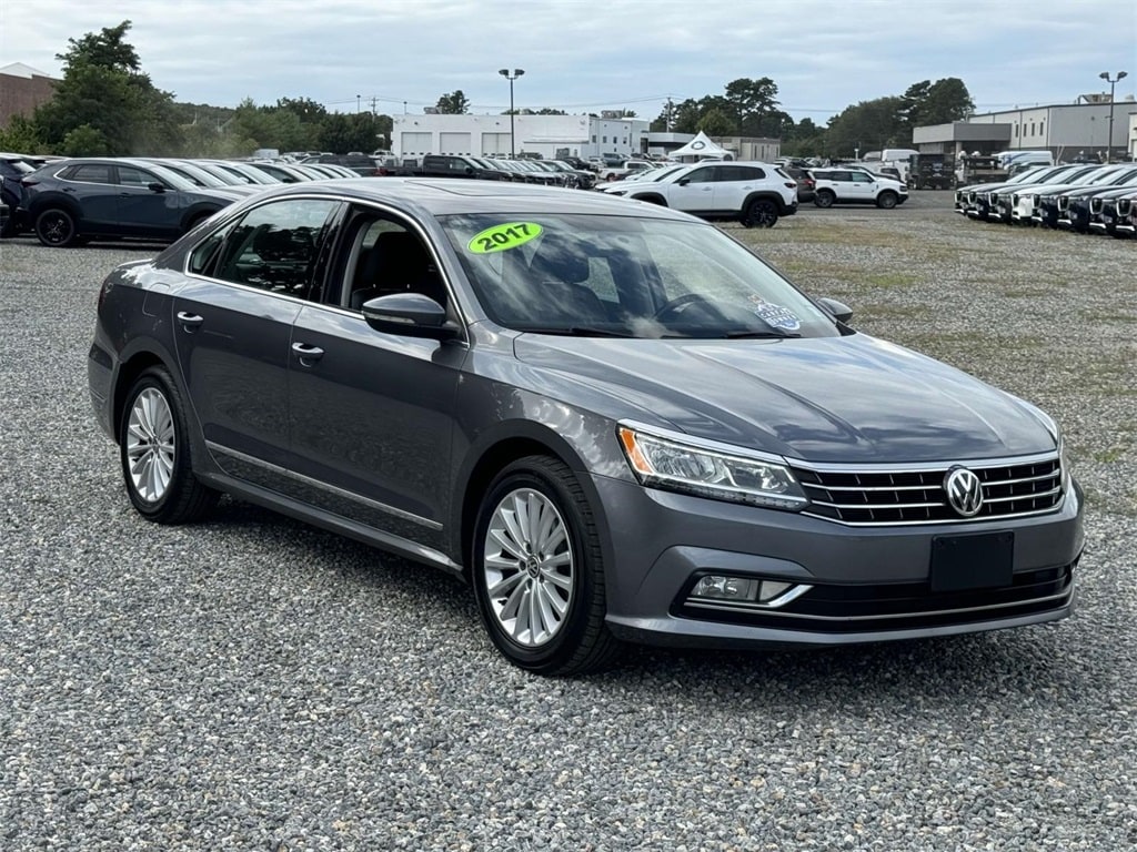 Used 2017 Volkswagen Passat SE with VIN 1VWBT7A32HC026012 for sale in Riverhead, NY