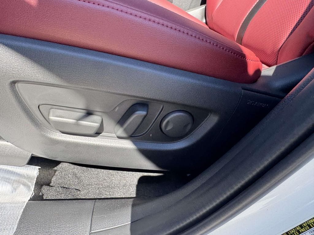 2026 Mazda CX-70 Premium Package - Photo 18