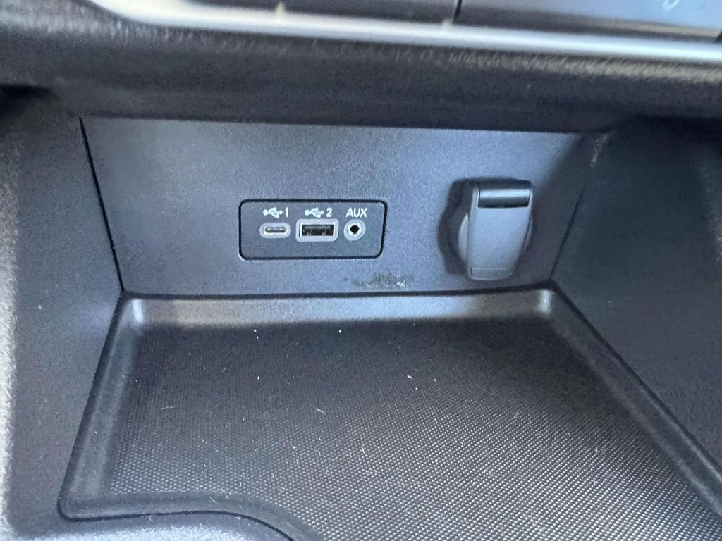 2023 Nissan Sentra SV - Photo 29