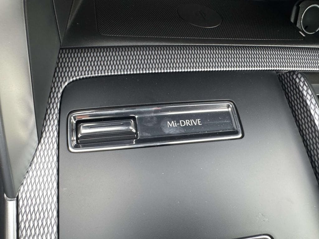 2026 Mazda CX-90 Premium Package - Photo 32