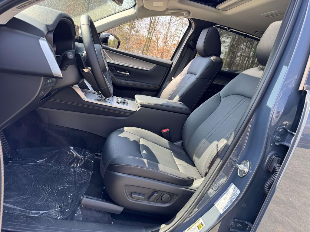 2026 Mazda CX-70 Premium Package - Photo 13